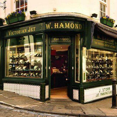 W Hamond logo